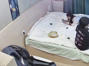 主题酒店 昨天的公狗腰今天换新花样了 让女友换上情趣洛莉塔装扮 后入猛冲 感觉像是走了后门呐1