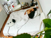 流出酒店偷拍绿叶房❤️清纯甜美女友和男友入住酒店欲求不满操三场