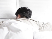 穿情趣护士装上门服务招揽客户