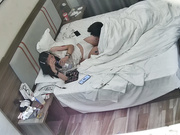 民宿酒店小情侣连住三天 各种姿势轮着来操 女人也是社会姐 大面各纹身犹如BUFF加成 男人打桩更卖力19