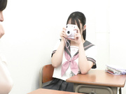 YMDD-497 裏風俗学園祭 エロかわ巨乳女子○生の密着ご奉仕ソーププレイ 糸井瑠花＆桜ゆの - 1of5