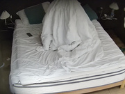 大学城学妹不满被操 对学弟竖中指 学弟人菜瘾大事情多 床上操完 还要去沙发上试试 奈何是战五渣3